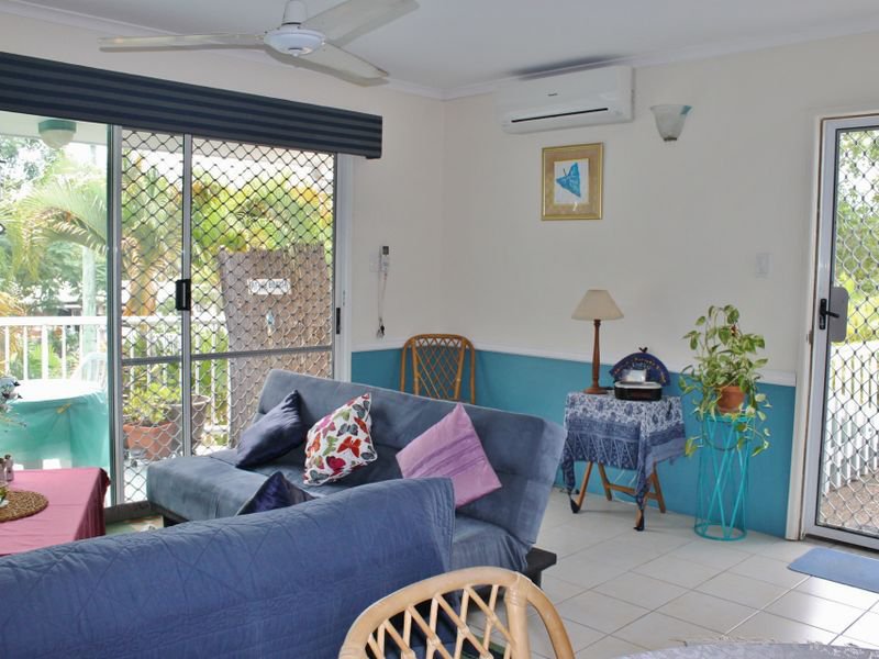 Photo - 32/1-19 Poinciana Street, Holloways Beach QLD 4878 - Image 7