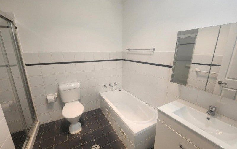 Photo - 3/21-23 Chelmsford Road, South Wentworthville NSW 2145 - Image 9