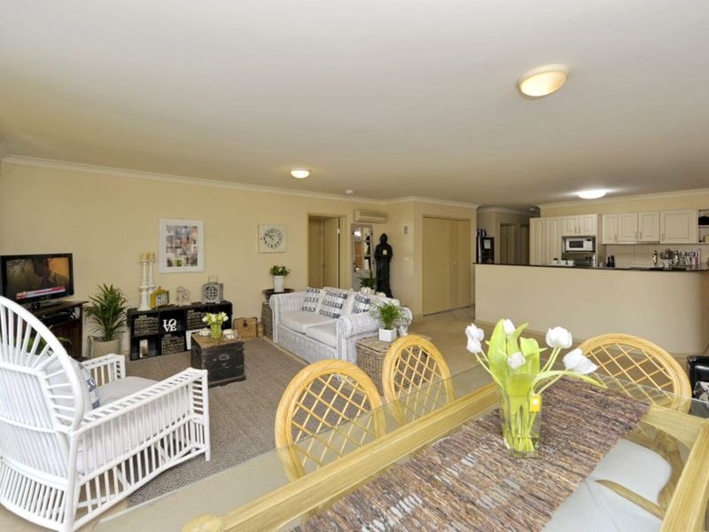 Photo - 3/21-23 Magnus Street, Nelson Bay NSW 2315 - Image 14