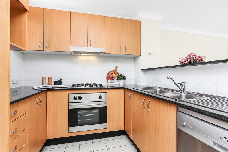 Photo - 3/21-23 Norton Street, Leichhardt NSW 2040 - Image 2
