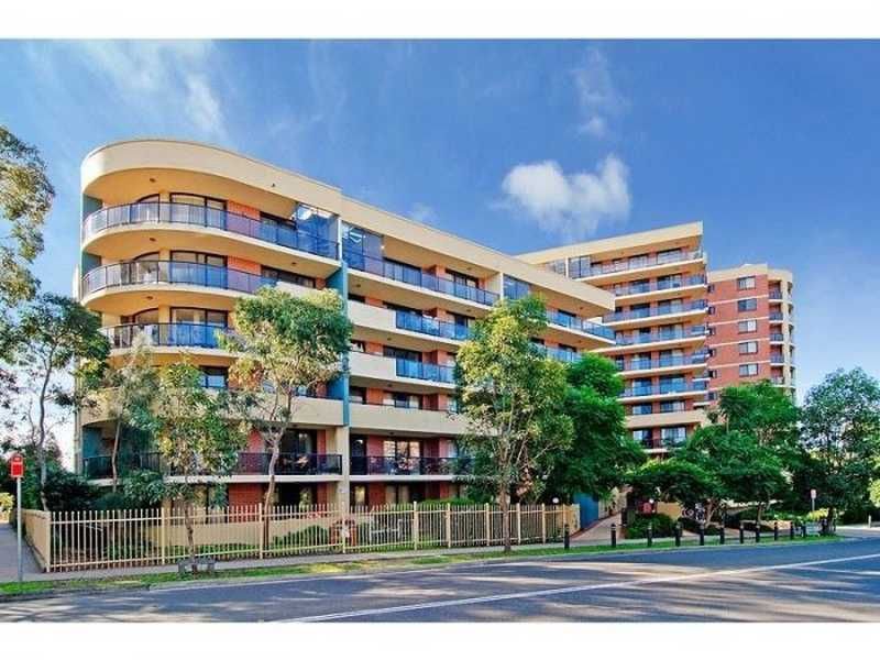 Photo - 32/1-3 Beresford Road, Strathfield NSW 2135 - Image 8