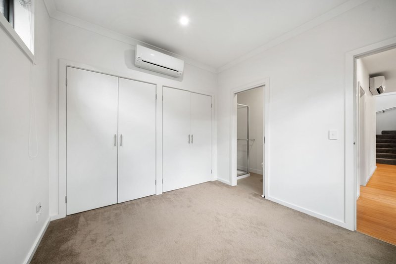 Photo - 3/21 Coane Street, Oakleigh East VIC 3166 - Image 5