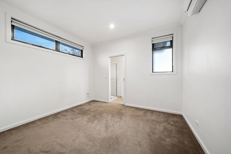 Photo - 3/21 Coane Street, Oakleigh East VIC 3166 - Image 6