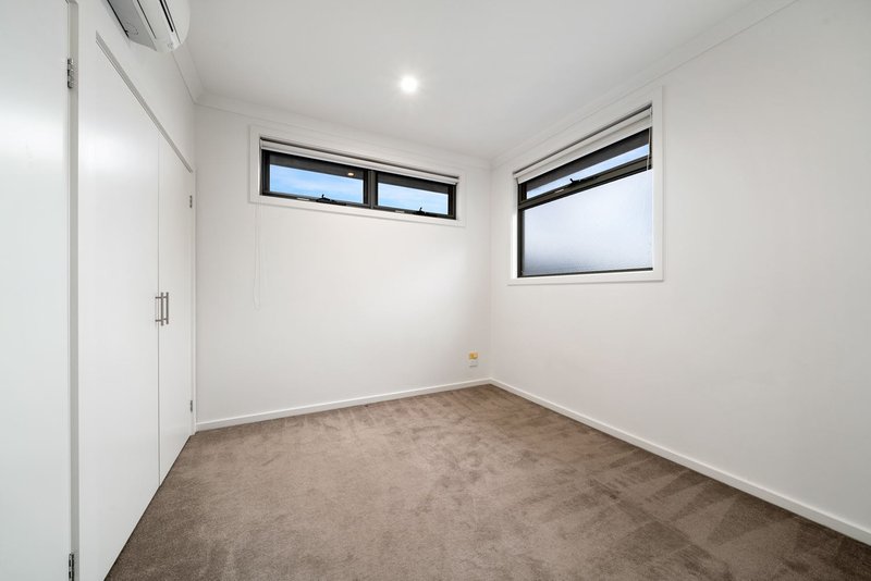 Photo - 3/21 Coane Street, Oakleigh East VIC 3166 - Image 9