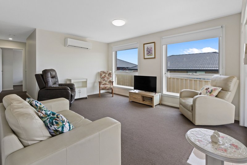 Photo - 3/21 Gatenby Drive, Miandetta TAS 7310 - Image 2