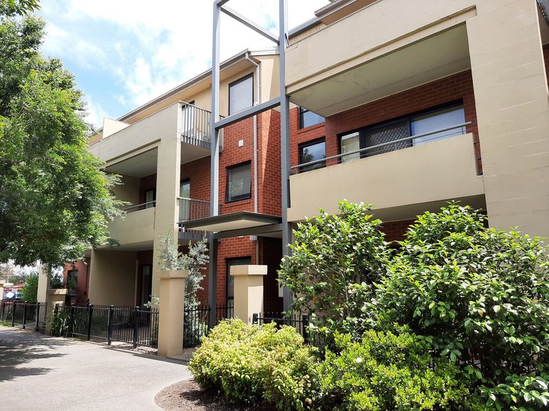 32/1 Greenfield Drive, Clayton VIC 3168