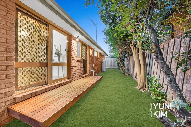 Photo - 3/21 Quaintance Street, Mount Waverley VIC 3149 - Image 21