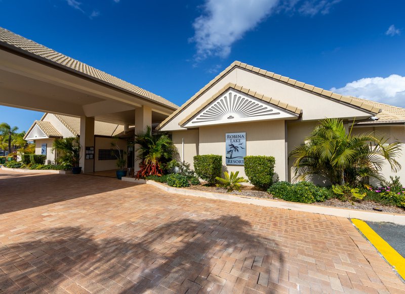 Photo - 32/1 Resort Drive, Robina QLD 4226 - Image 22