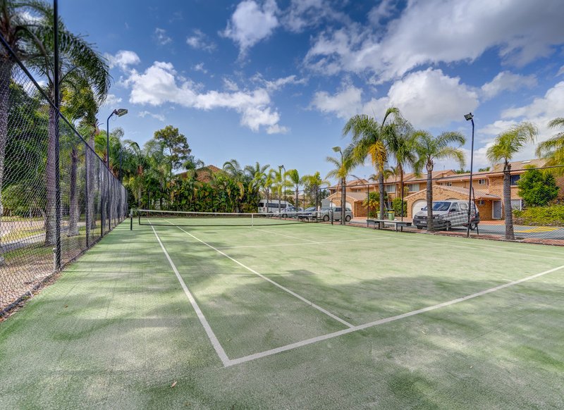 Photo - 32/1 Resort Drive, Robina QLD 4226 - Image 24