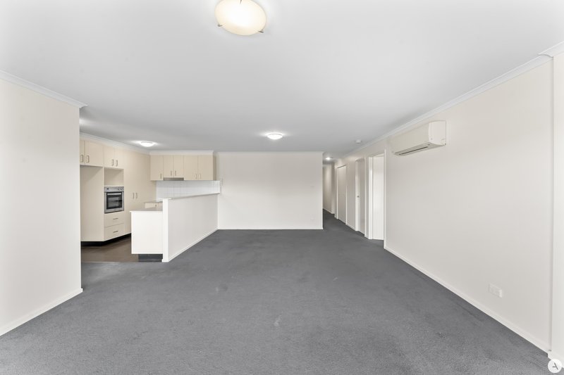 Photo - 3/21 Wiseman Street, Macquarie ACT 2614 - Image 6