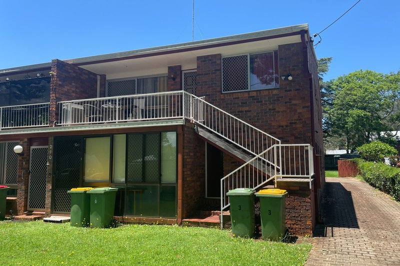 Photo - 3/210 Russell Street, Newtown QLD 4350 - Image 1