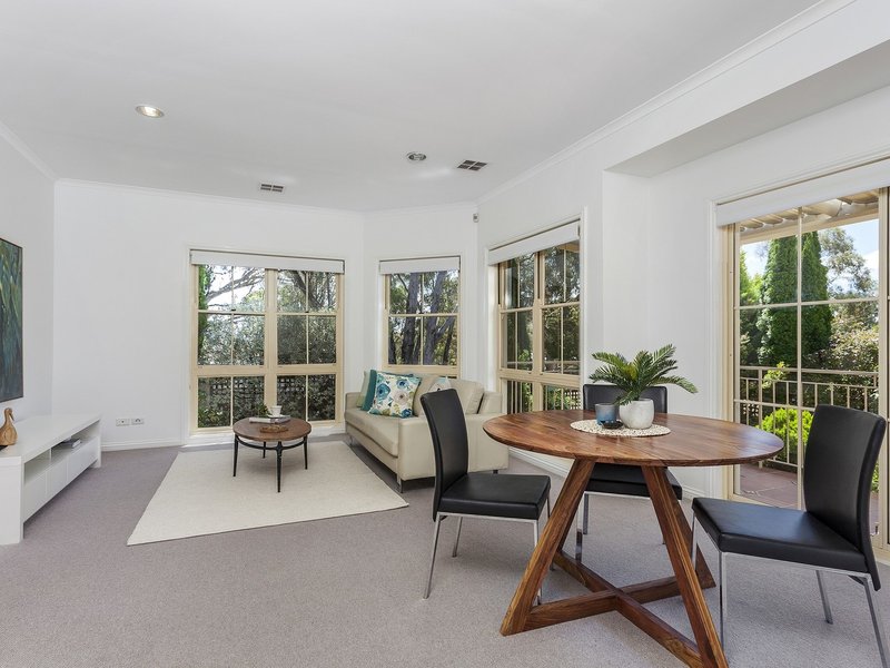 Photo - 32/10 Taronga Place, O'Malley ACT 2606 - Image 5