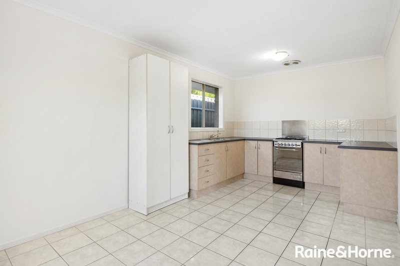 Photo - 32/100-102 Pimpala Road, Morphett Vale SA 5162 - Image 5