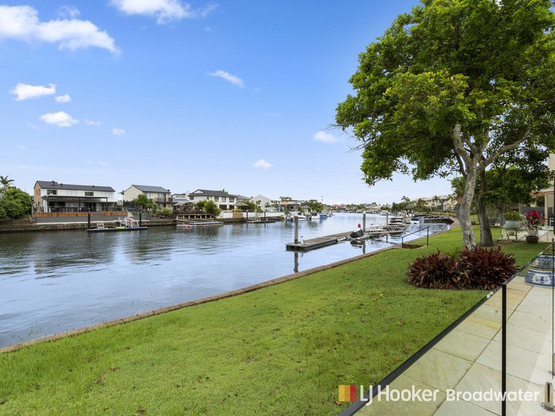 32/100 Morala Avenue, Runaway Bay QLD 4216