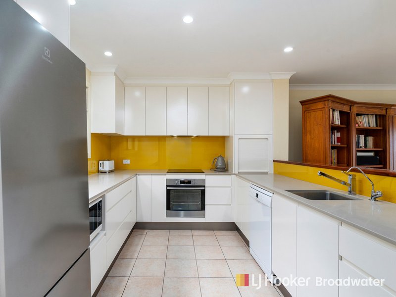 Photo - 32/100 Morala Avenue, Runaway Bay QLD 4216 - Image 2