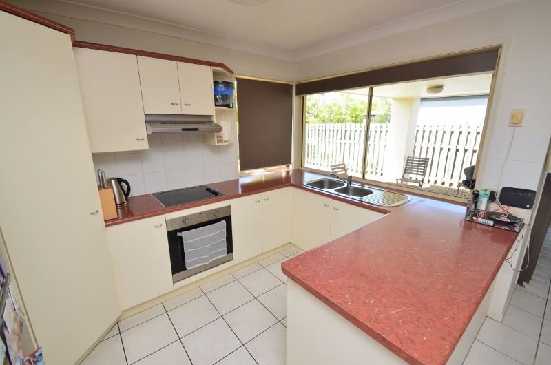 Photo - 32/107-111 Arundel Drive, Arundel QLD 4214 - Image 2