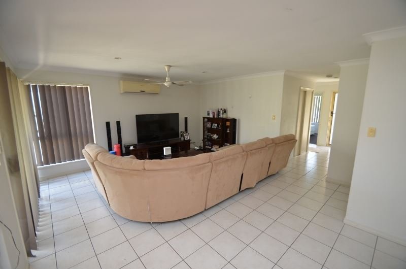 Photo - 32/107-111 Arundel Drive, Arundel QLD 4214 - Image 4