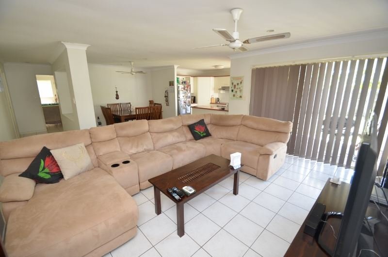 Photo - 32/107-111 Arundel Drive, Arundel QLD 4214 - Image 5