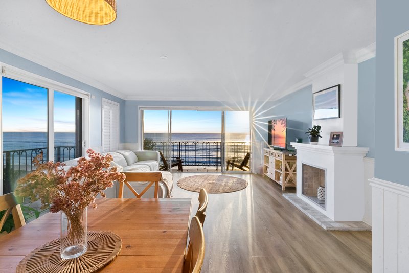 Photo - 3/211 Jefferson Lane, Palm Beach QLD 4221 - Image 2