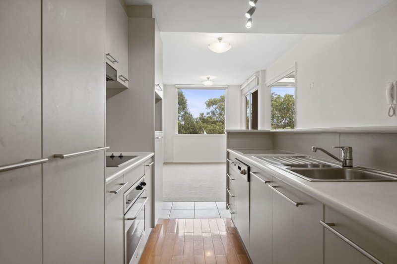 Photo - 32/12 Challis Street, Dickson ACT 2602 - Image 1