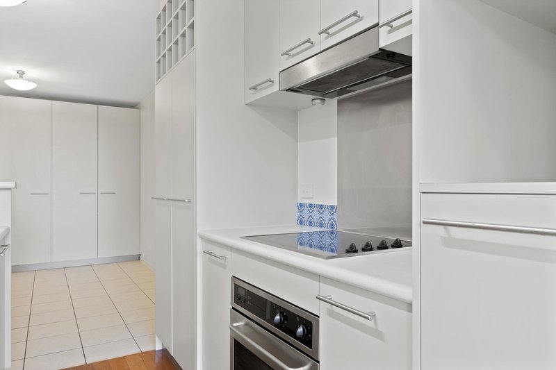 Photo - 32/12 Challis Street, Dickson ACT 2602 - Image 2