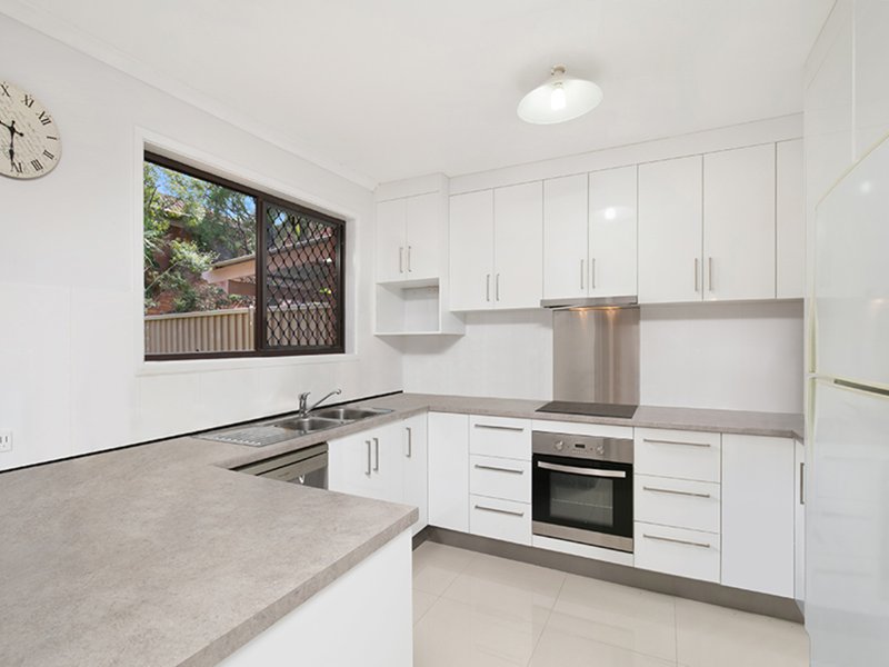 Photo - 32/127 Barbaralla Drive, Springwood QLD 4127 - Image 3