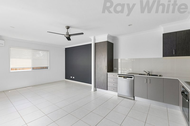 Photo - 32/15-21 St Anthony Drive, Alexandra Hills QLD 4161 - Image 6