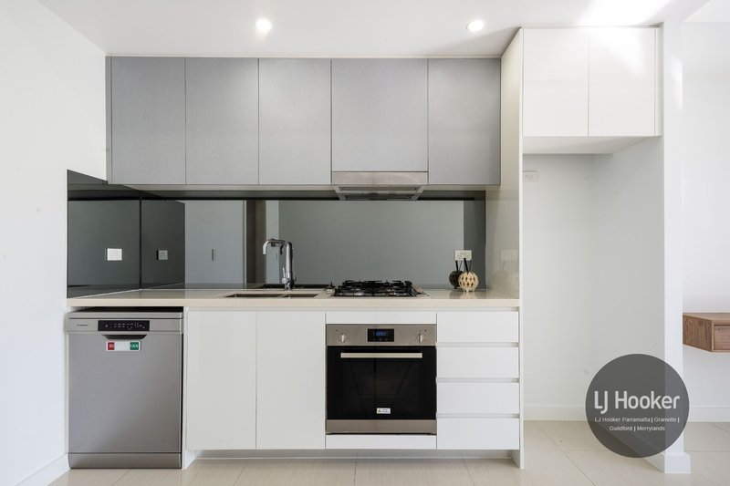 Photo - 3215/1A Morton Street, Parramatta NSW 2150 - Image 4