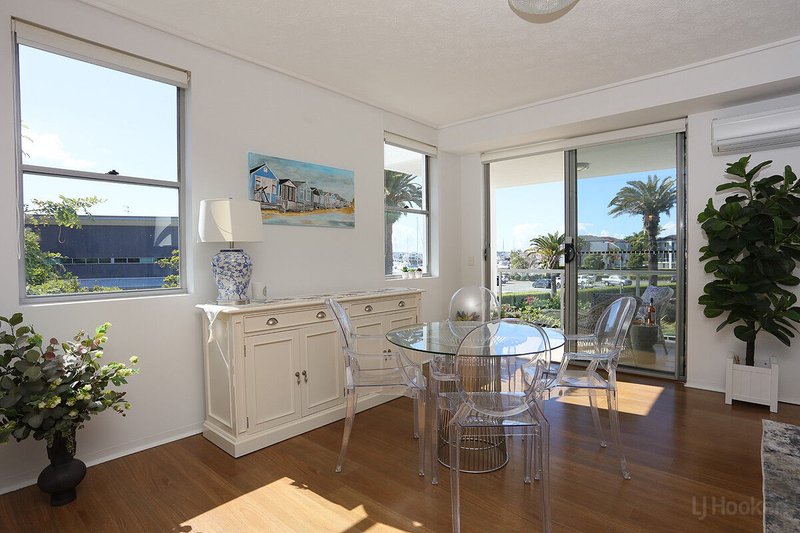 Photo - 321/66 Sickle Avenue, Hope Island QLD 4212 - Image 4