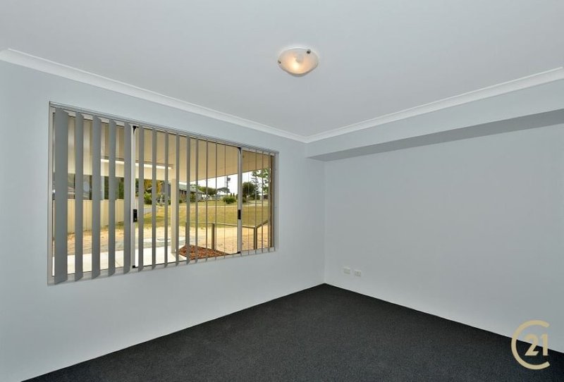 Photo - 3/21A Elizabeth Street, Mandurah WA 6210 - Image 9