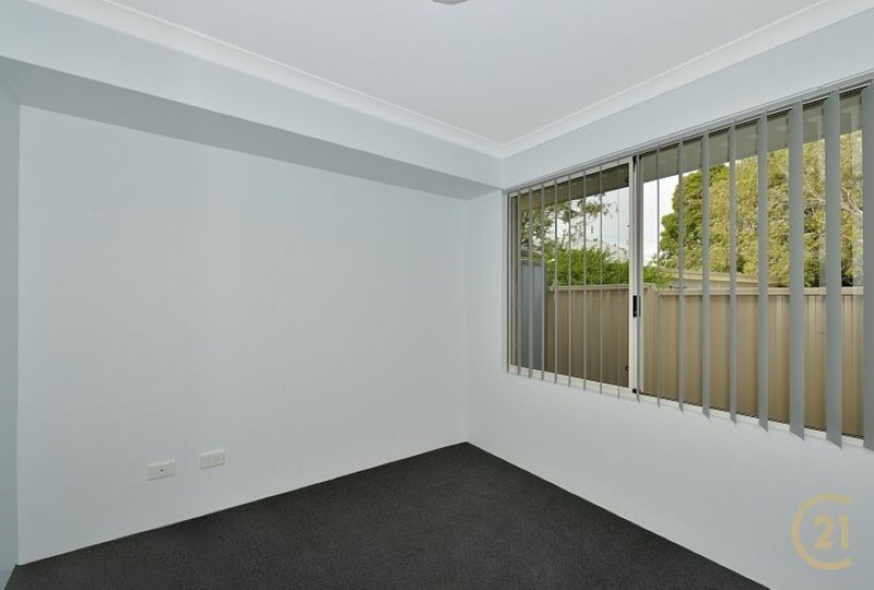 Photo - 3/21A Elizabeth Street, Mandurah WA 6210 - Image 12