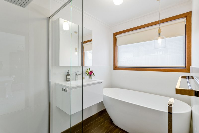 Photo - 3/22-24 Collins Street, Werribee VIC 3030 - Image 2