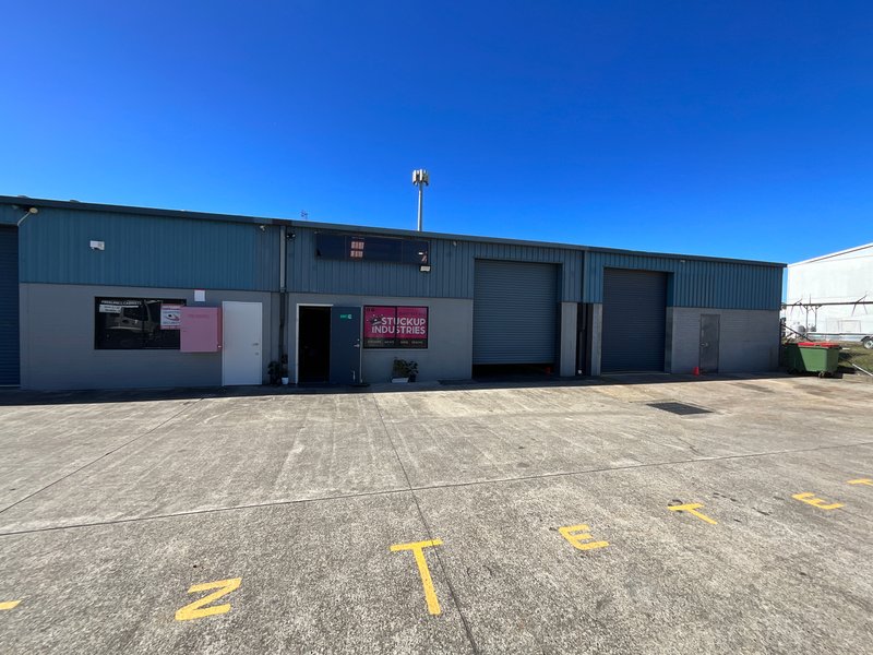 Photo - 3/22 Alliance Avenue, Morisset NSW 2264 - Image 3