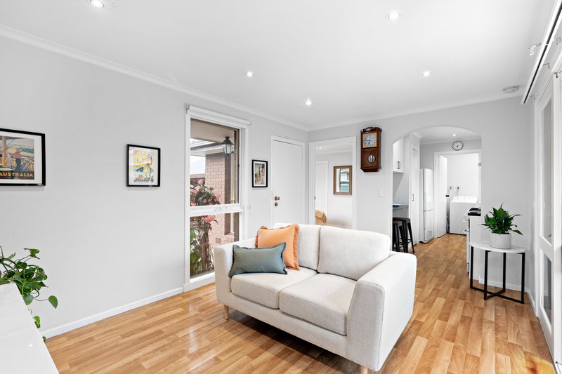 Photo - 3/22 Balloan Street, Coburg VIC 3058 - Image 1