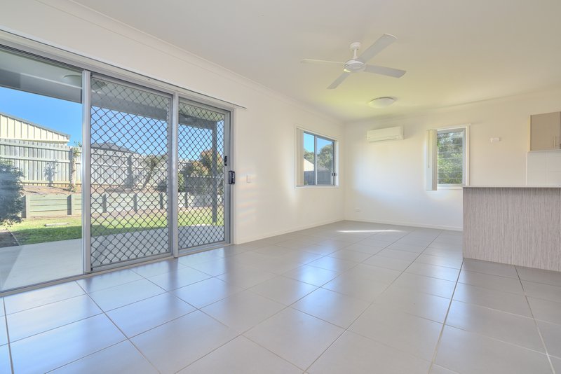 Photo - 32/2 Beezley Street, Glen Eden QLD 4680 - Image 5