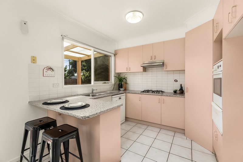 Photo - 3/22 Black Street, Oakleigh East VIC 3166 - Image 5