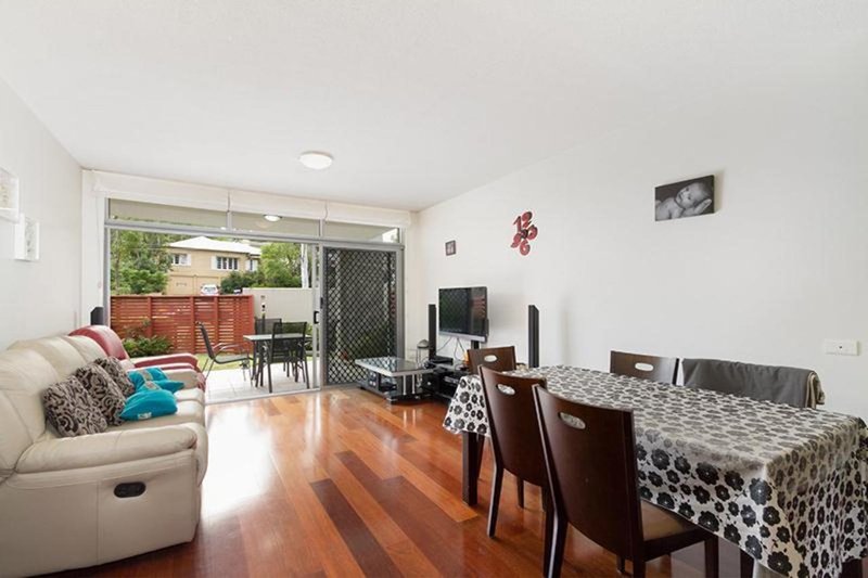 Photo - 32/2 Campbell Street, Toowong QLD 4066 - Image 3