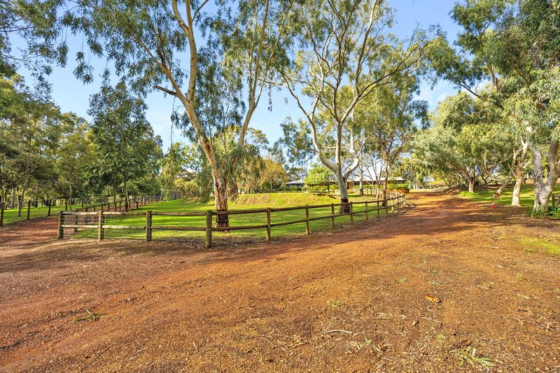 Photo - 322 Cathedral Avenue, Brigadoon WA 6069 - Image 9