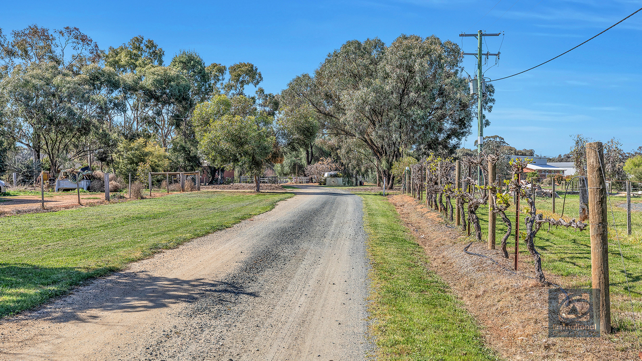 4-bedroom house at 322 Cobb Highway, Moama, NSW 2731, Murray River, New South Wales
