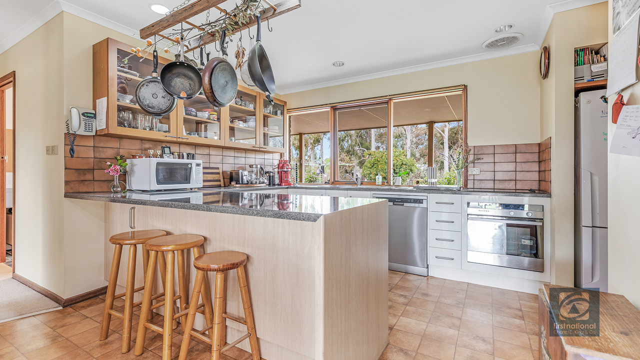 4-bedroom house at 322 Cobb Highway, Moama, NSW 2731, Murray River, New South Wales