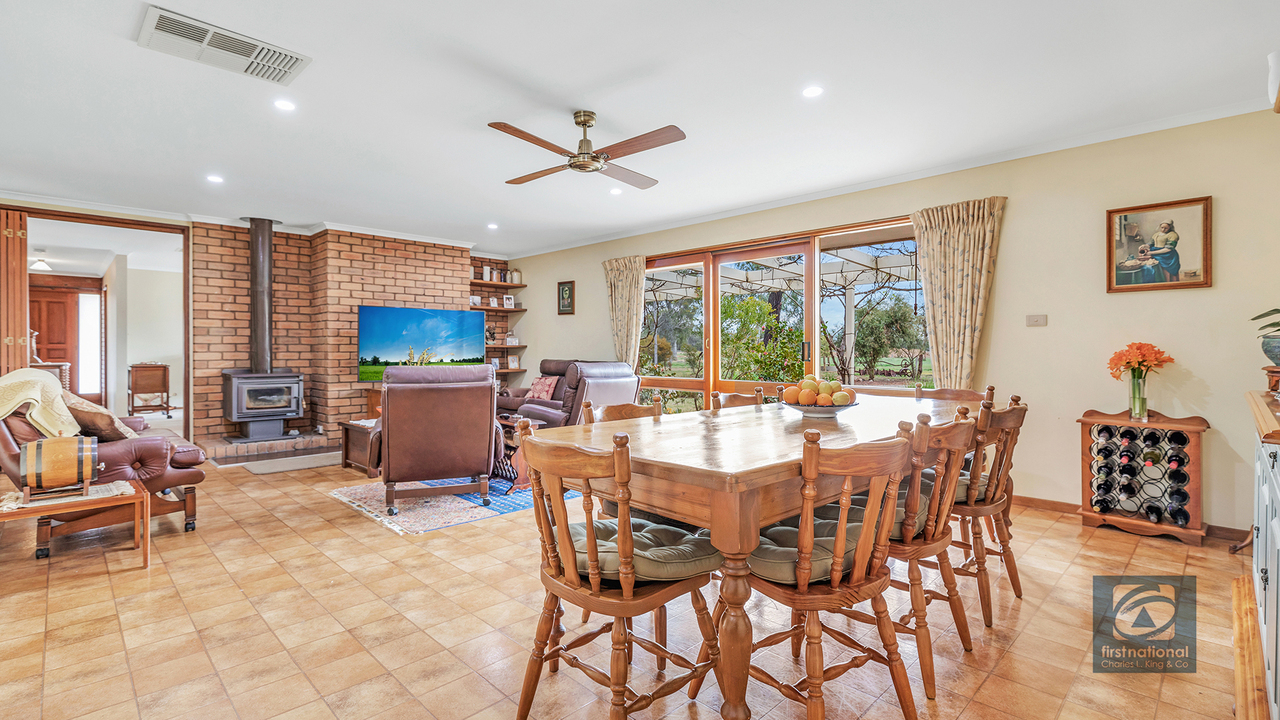 4-bedroom house at 322 Cobb Highway, Moama, NSW 2731, Murray River, New South Wales