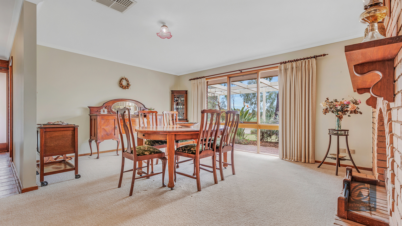 4-bedroom house at 322 Cobb Highway, Moama, NSW 2731, Murray River, New South Wales