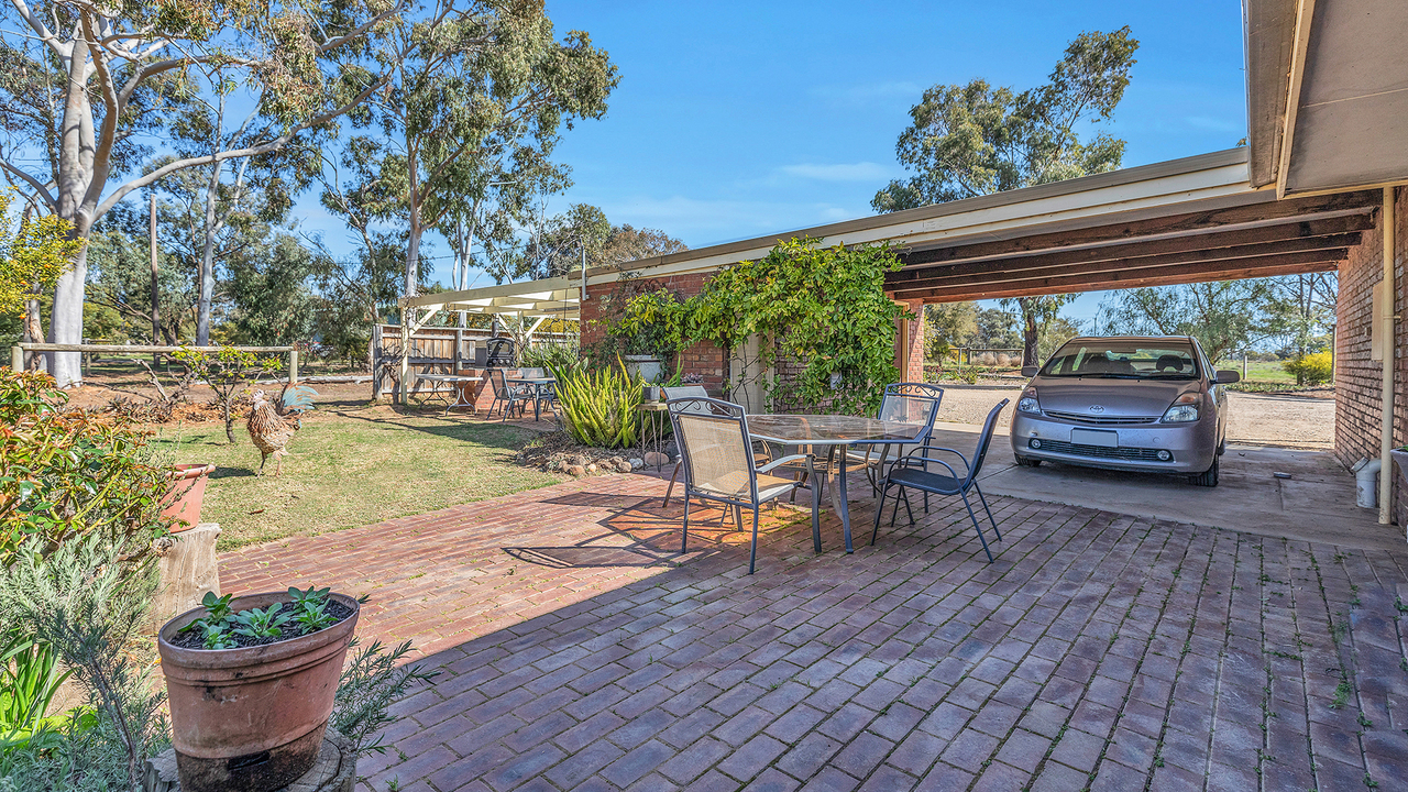 4-bedroom house at 322 Cobb Highway, Moama, NSW 2731, Murray River, New South Wales