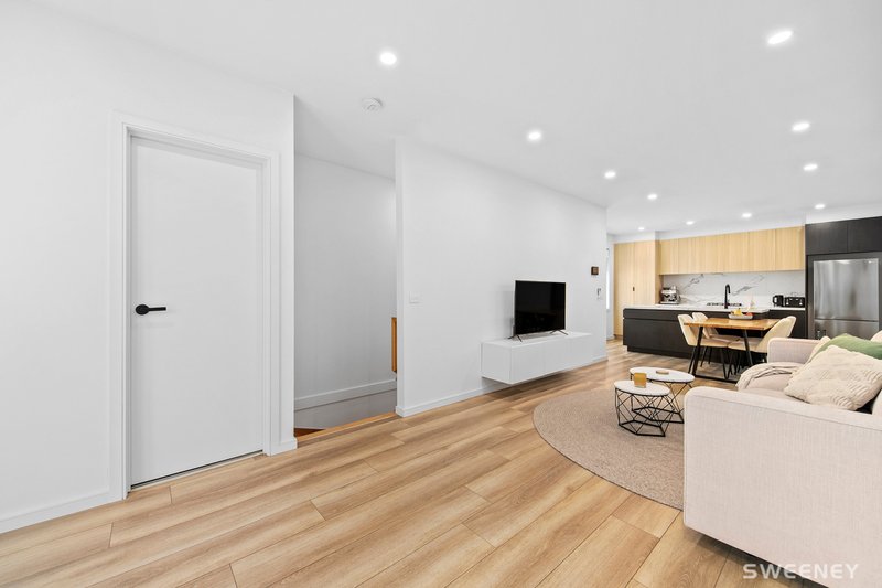 Photo - 3/22 Conifer Avenue, Brooklyn VIC 3012 - Image 2