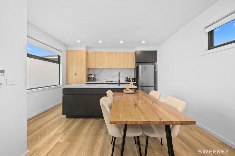 Photo - 3/22 Conifer Avenue, Brooklyn VIC 3012 - Image 4