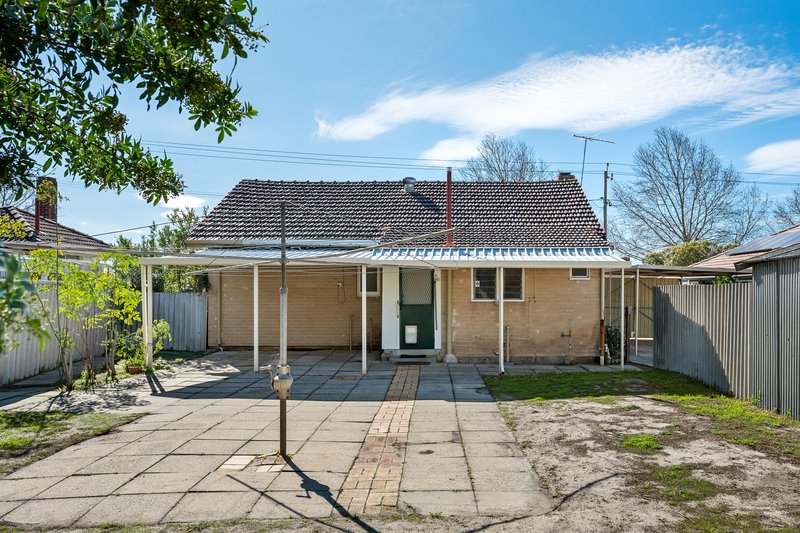 Photo - 322 Epsom Avenue, Cloverdale WA 6105 - Image 21