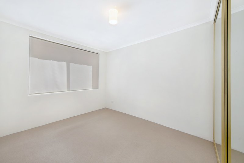 Photo - 32/2 Goodlet Street, Surry Hills NSW 2010 - Image 5