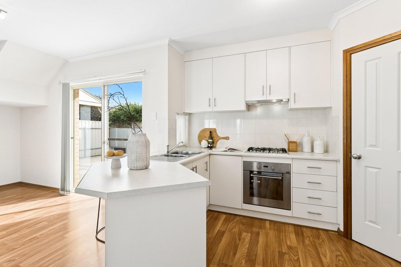 Photo - 3/22 Headingley Street, Hope Valley SA 5090 - Image 7