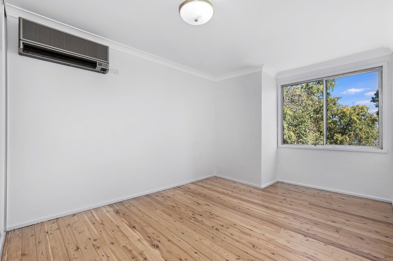 Photo - 3/22 Highland Avenue, Bankstown NSW 2200 - Image 5