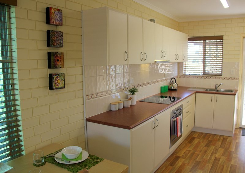 Photo - 3/22 Lilla Street, Woody Point QLD 4019 - Image 5